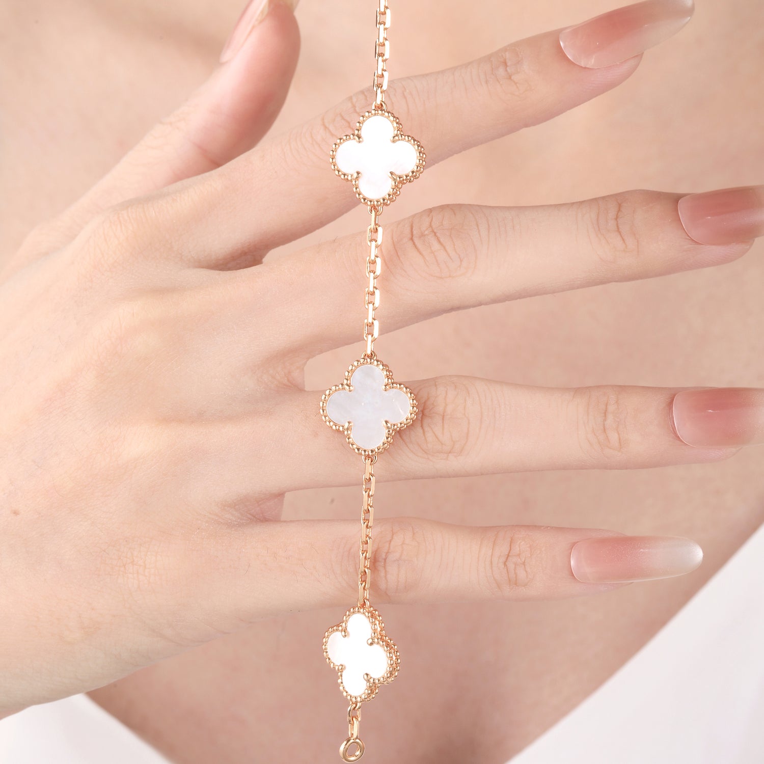 Rose Gold Plated Sterling Silver Mother - of - Pearl Four - Leaf Clover Bracelet（7.48inch,0.3oz） - 